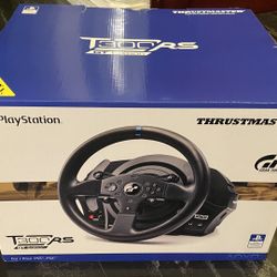 brand New playstation thrustmaster t300rs gt edition