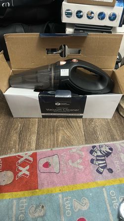 Portable vacuum cleaner