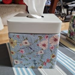 Napkin Box Holder 