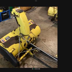 John Deere Auger snowthrower