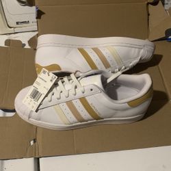 Adidas Men’s Superstar Sneakers 