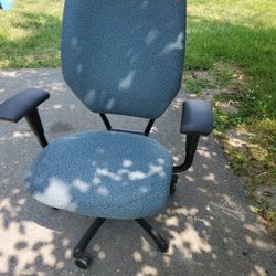 Office Chair With Lumbar Support
