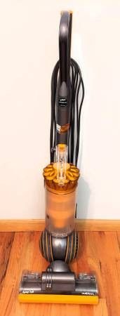 Dyson Multi-Floor 2 Ball Bagless Vacuum Cleaner - Gold UP19
