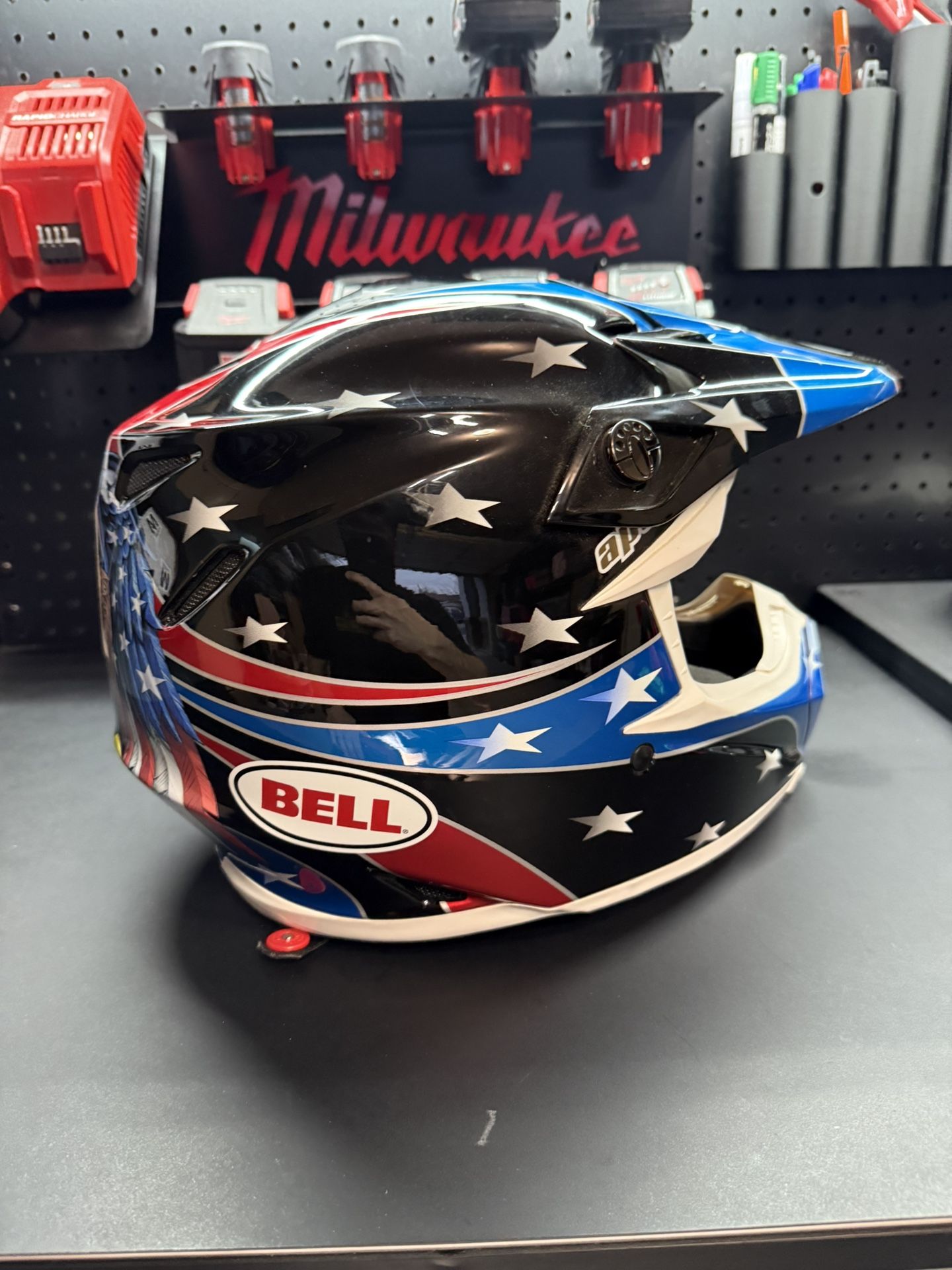 Bell Moto MIPS Eli Tomac Medium Dirt Bike Helmet