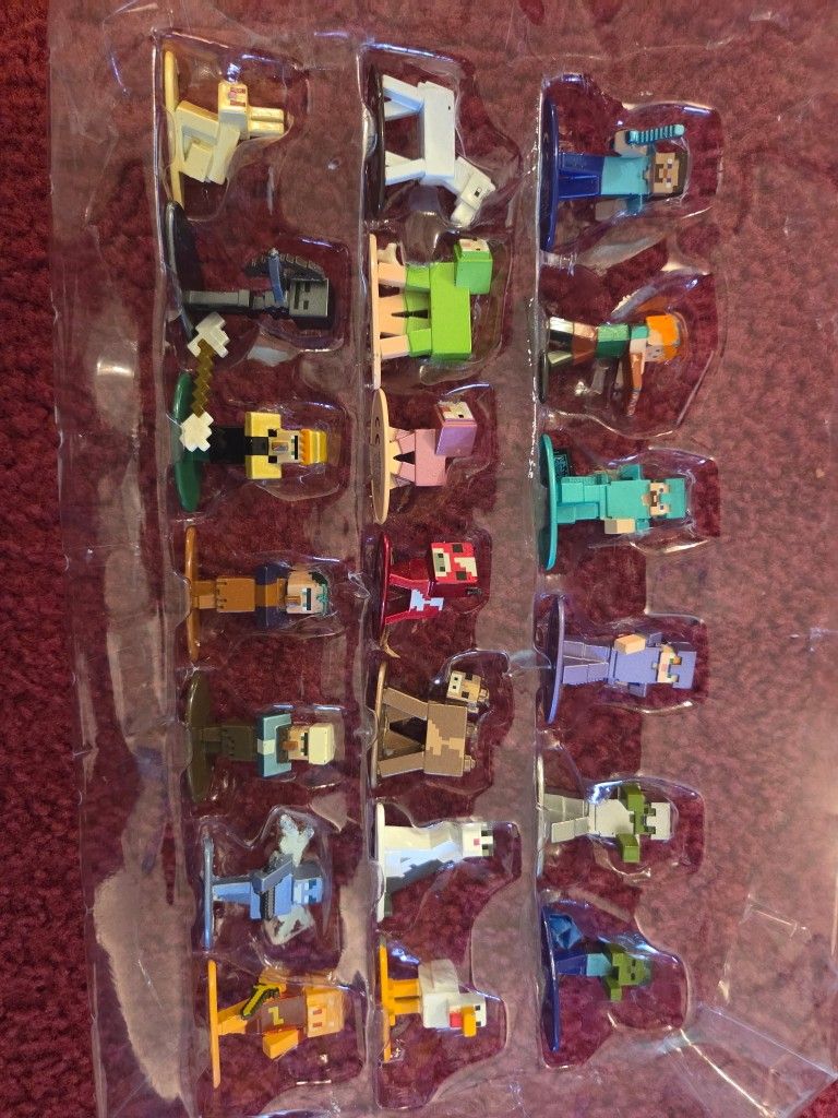 Minecraft Mini Figures