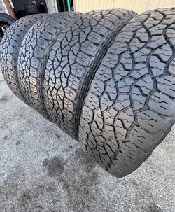 275 65 20 Goodyear I sell this Seth of tires with 80% life the 4