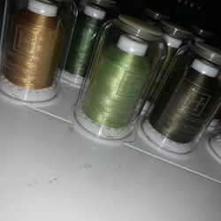 Thread Hemingworth Polyselect 40wt 1000m Spools