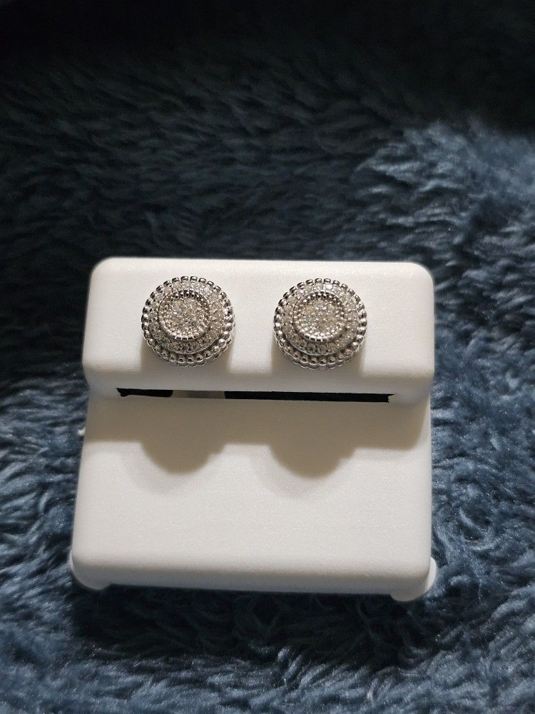 925 Sterling Silver 0.31 CTW MOISSANITE Earrings