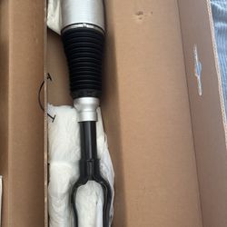 Front Left Air Suspension Shock Absorber Strut for Jeep Grand Cherokee WK2 2011-2016 OEM (contact info removed)3AE