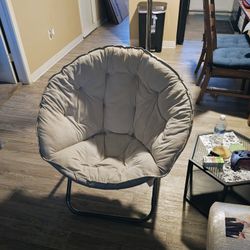 Folding Saucer Chair