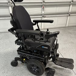 Quantum Q6 Edge 3 iLevel  Chair with incline  & tilt features