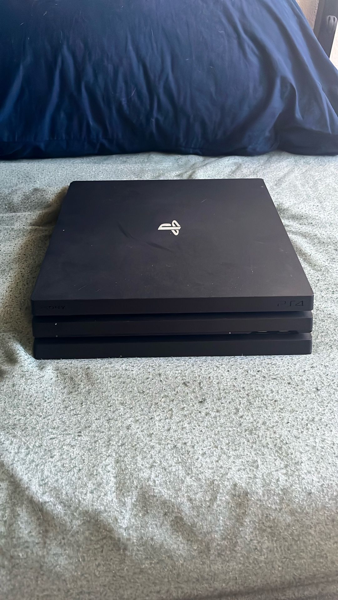 PS4 Pro 1 TB