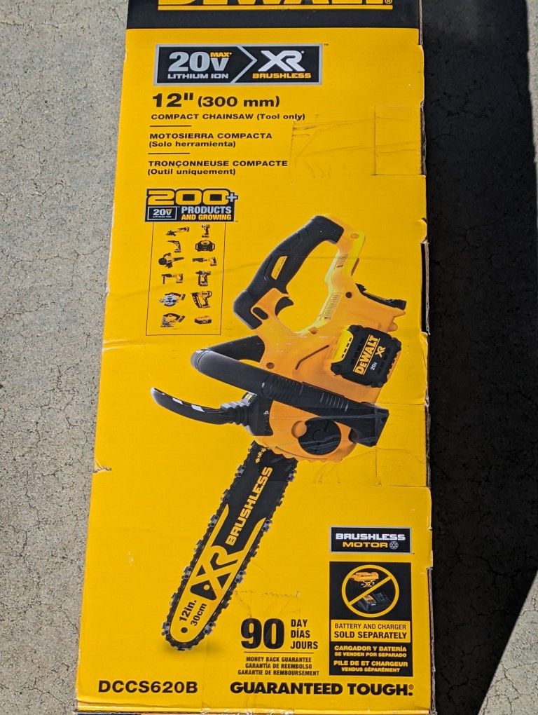 NEW DeWalt 20 Volt Brushless Chainsaw