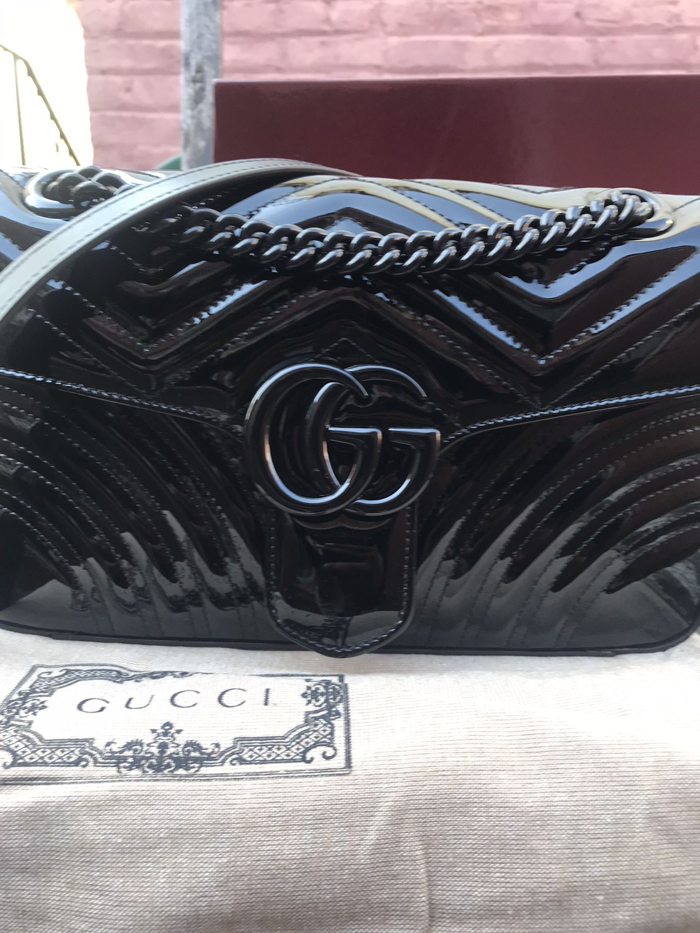 GUCCI Large Monochrome Marmont Patent Leather Shoulder Bag
