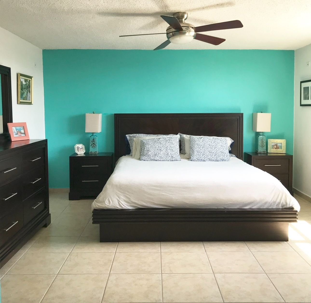 6pc King Bedroom Set - Solid wood