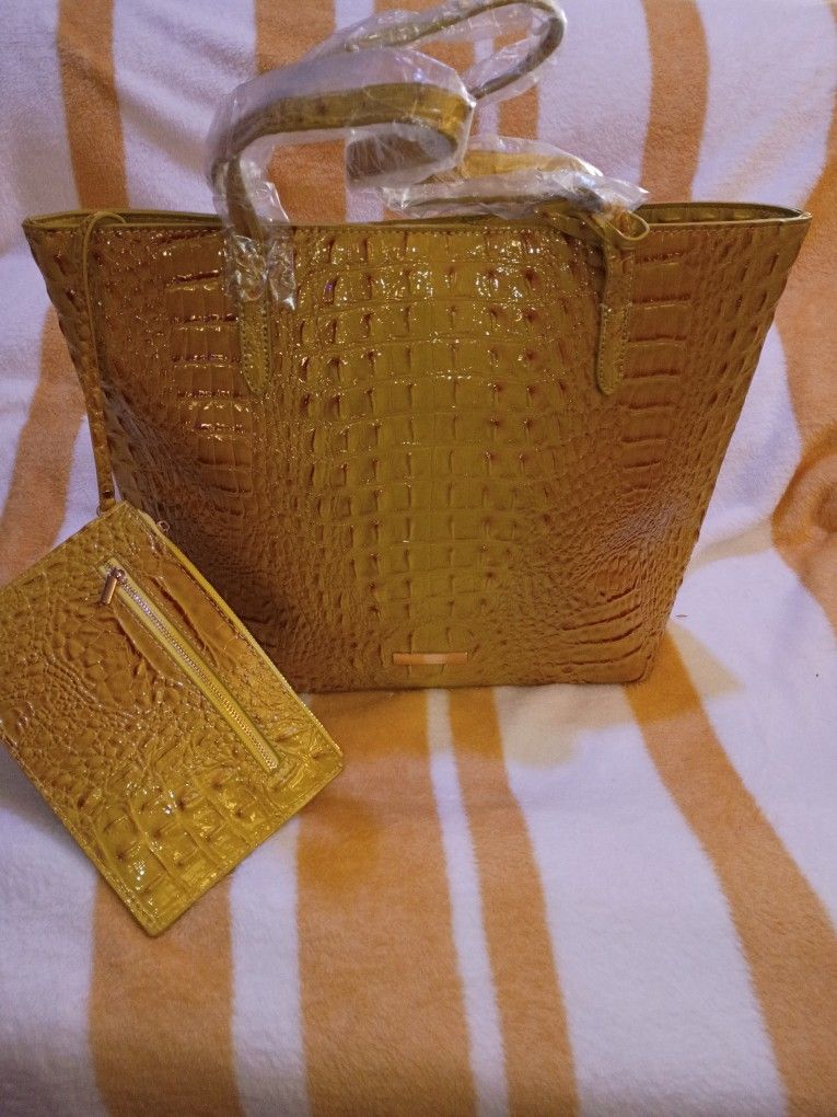 Shiny Yellow Purse