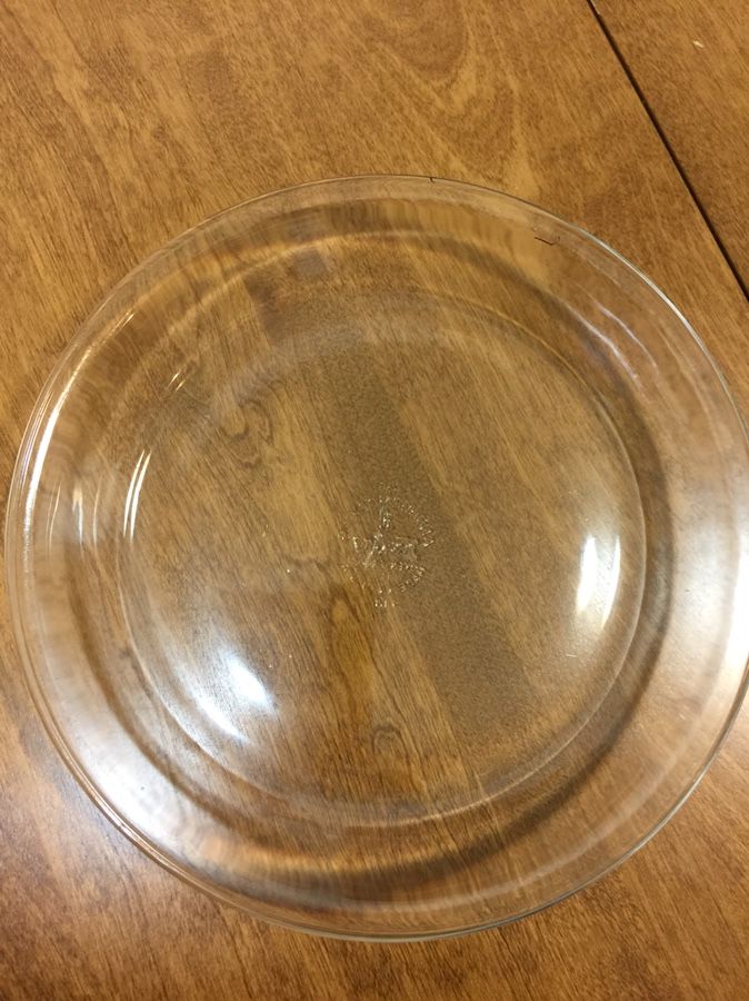 Vintage Fire King anchor hocking 9 inch pie plate