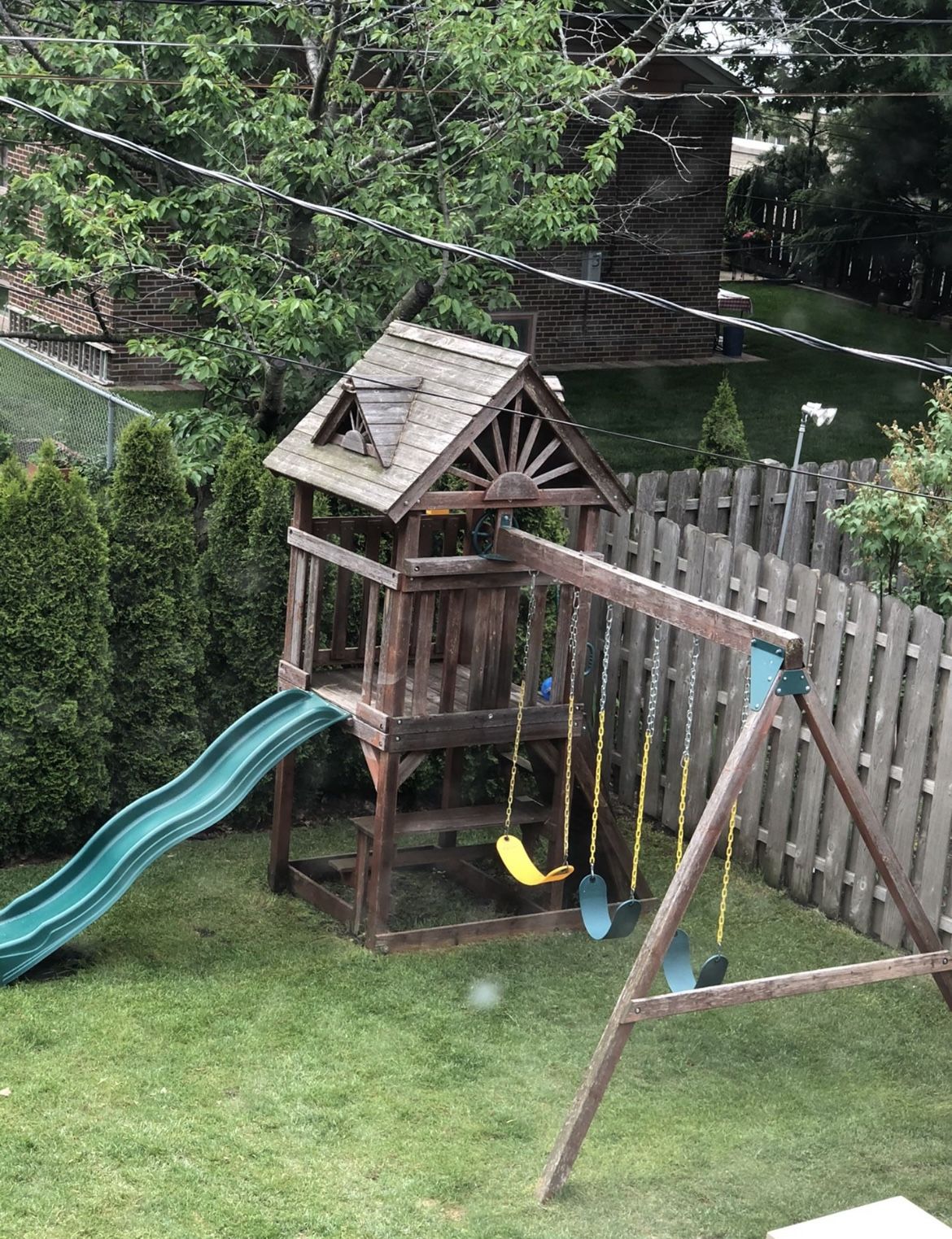 KIDS SWING PLAYSET RED OAK WOOD