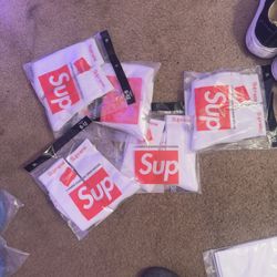 Supreme Socks