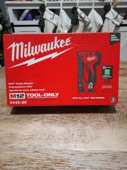 Milwaukee
M12 12-Volt Lithium-Ion Cordless Cable Stapler (Tool-Only)