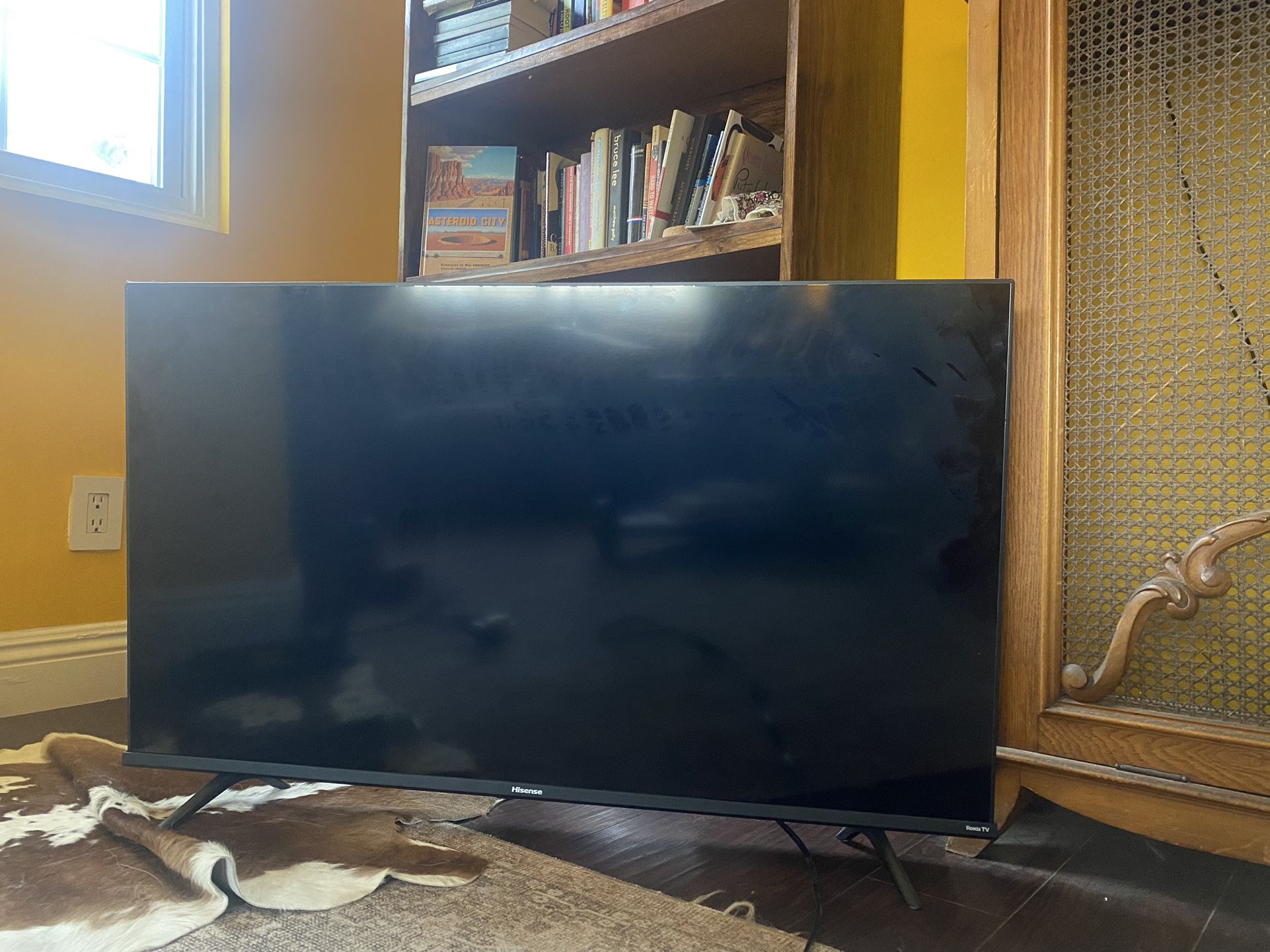 42” Hisense Roku TV