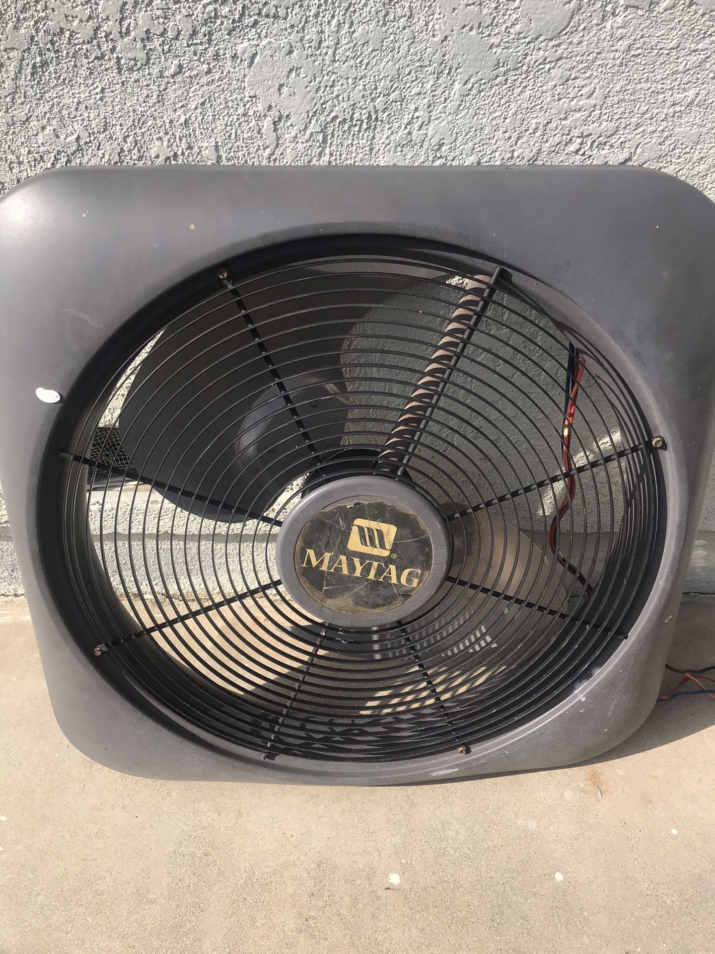 Maytag condenser fan motor with shroud and fan blade