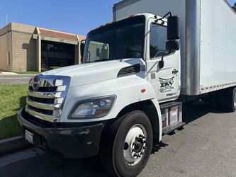 Hino truck 2018