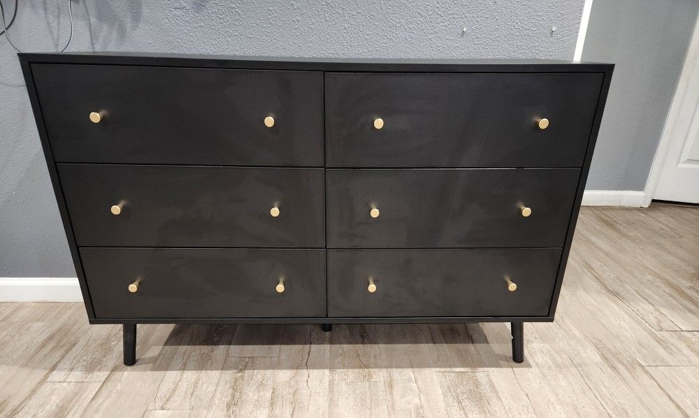 7 Drawer Contemporary Dresser NEW 