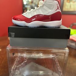 Air Jordan 11 Cherry