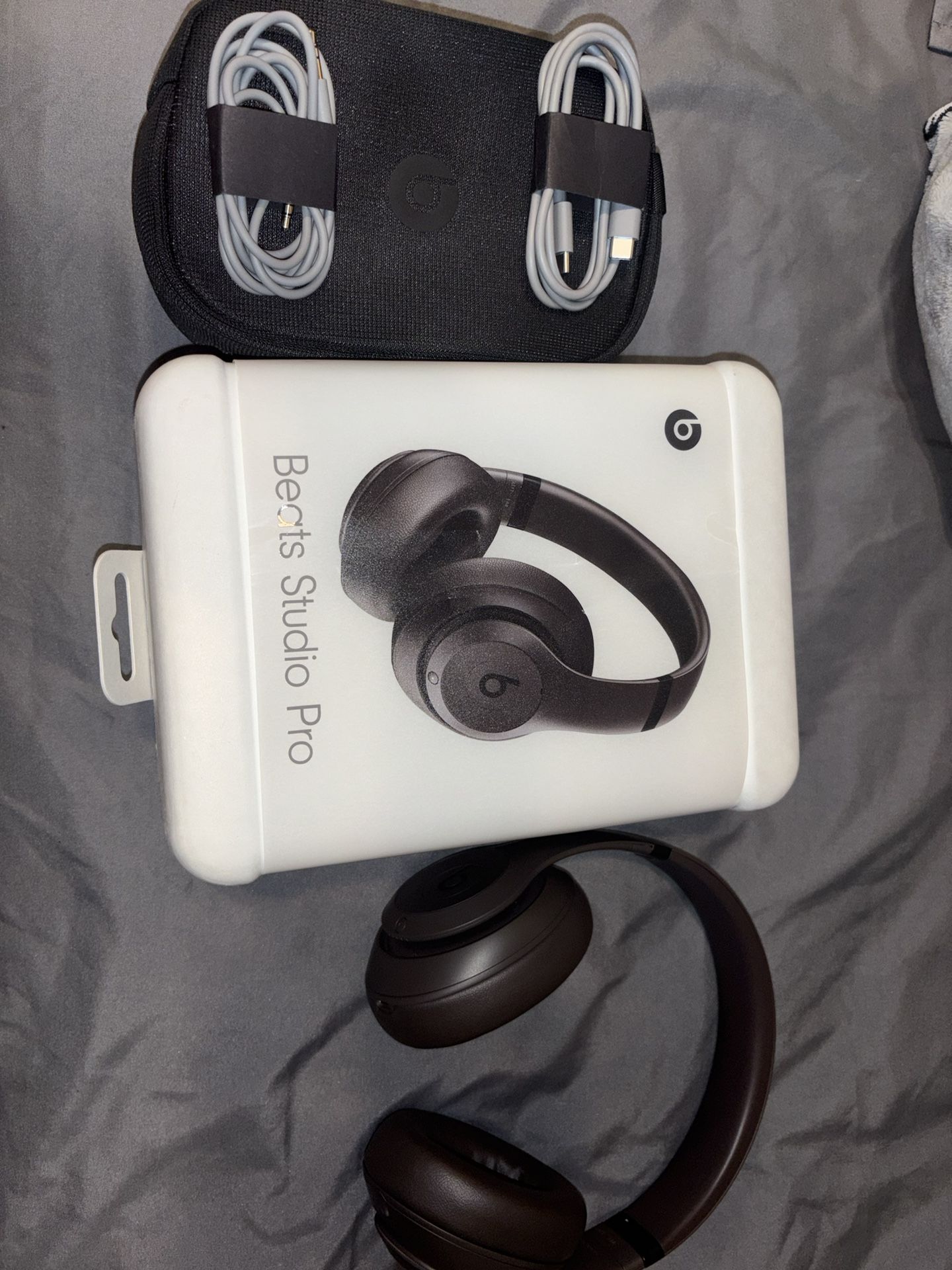 Beats Studio Pro Deep Brown Noise Cancelling Over The Ear 