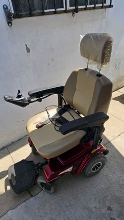 Liberty power wheelchair