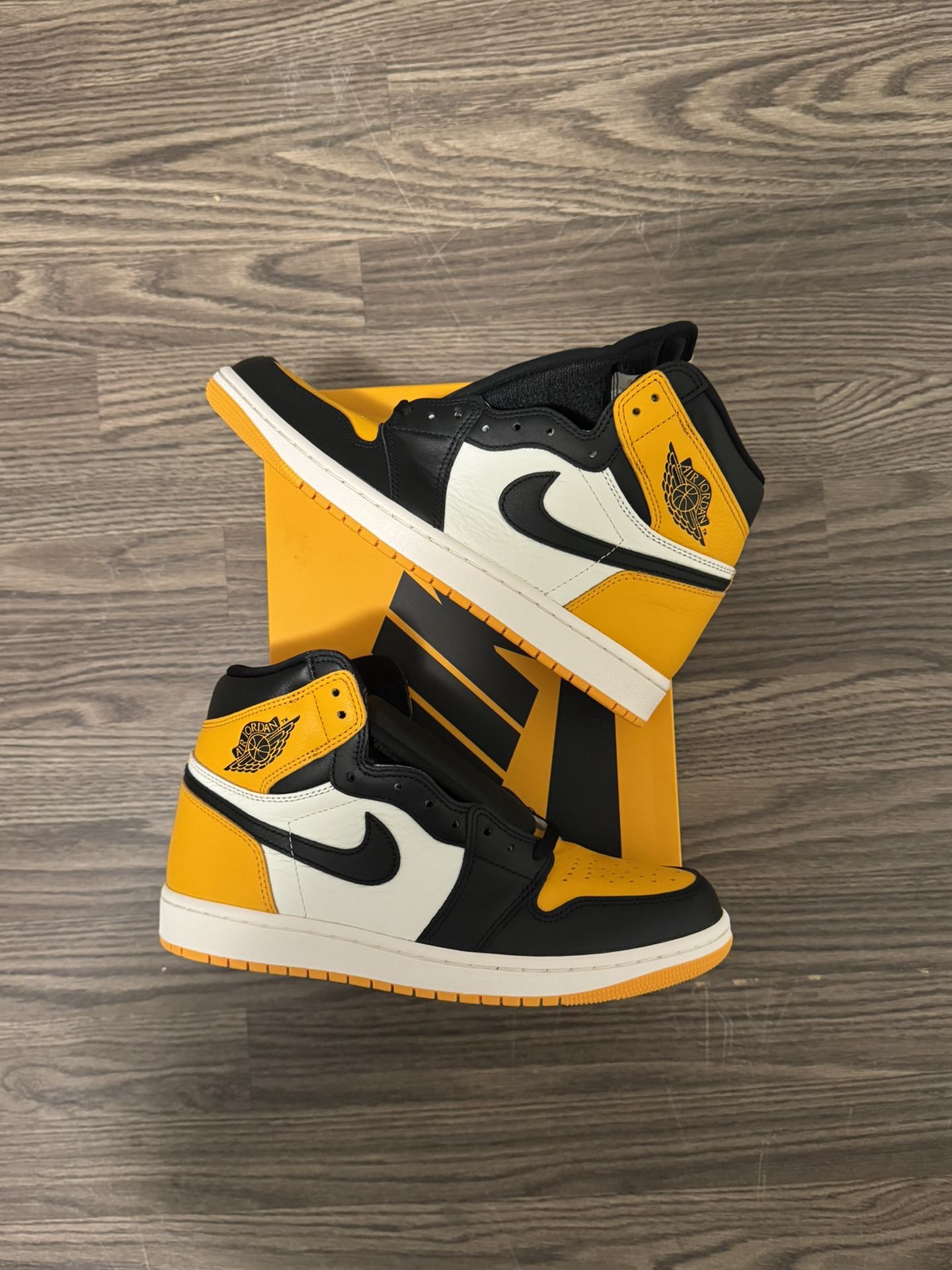 Jordan 1 High “Taxi” Men’s Size 9