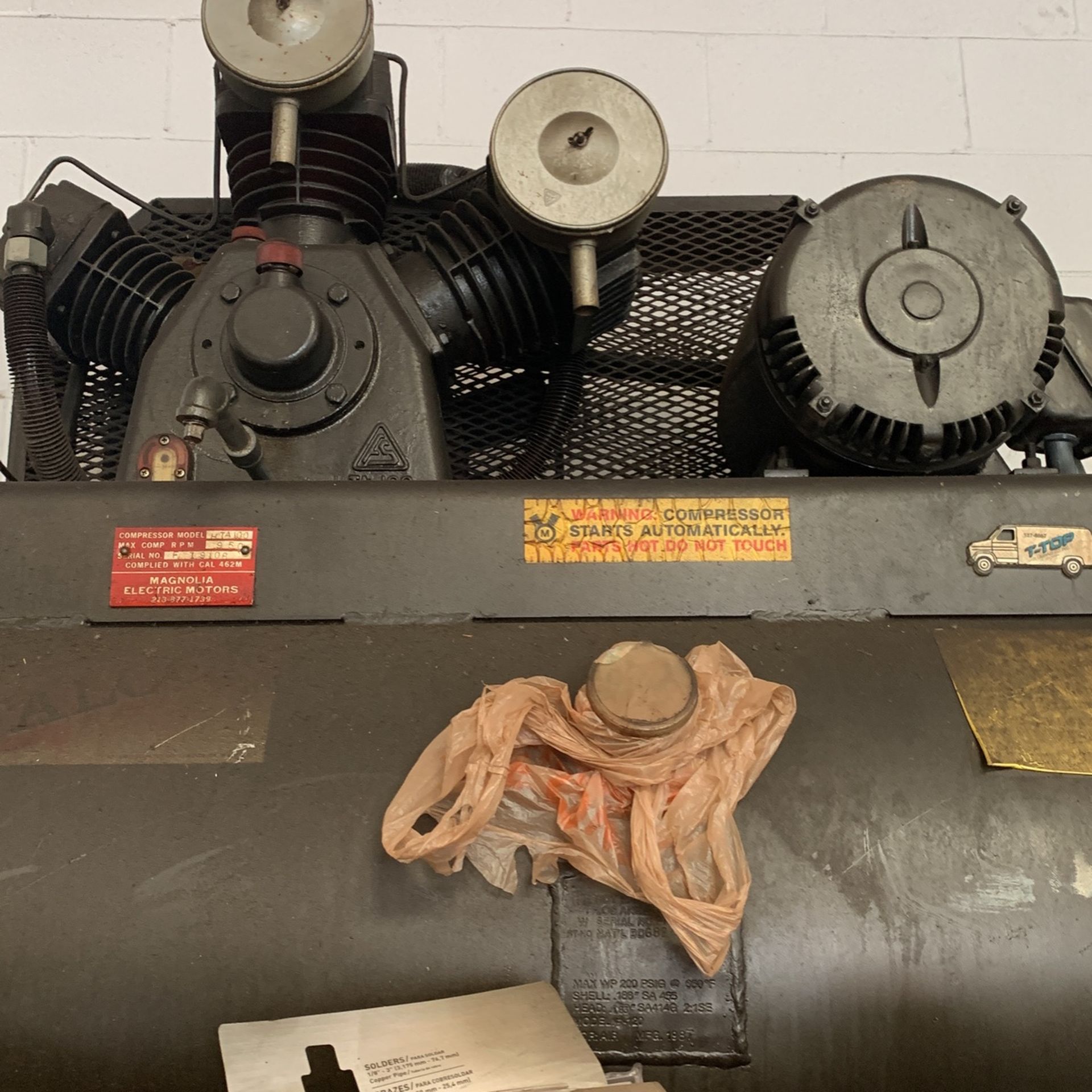 Air Compressor 