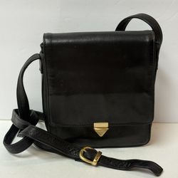 Perlina Black Leather shouldar bag