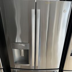 Ge French Door Refrigerator  60 day warranty/ Located at:📍5415 Carmack Rd Tampa Fl 33610📍