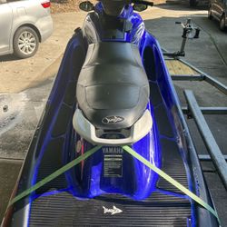 2012 Yamaha Waverunner  on Double Trailer