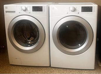 Kenmore Front Load Washer & Gas Dryer $650