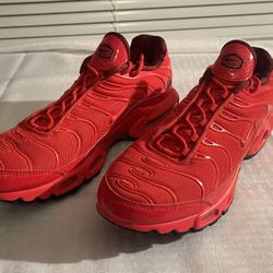 Nike Air Max Plus TN “Bright Crimson” Women’s Size 9