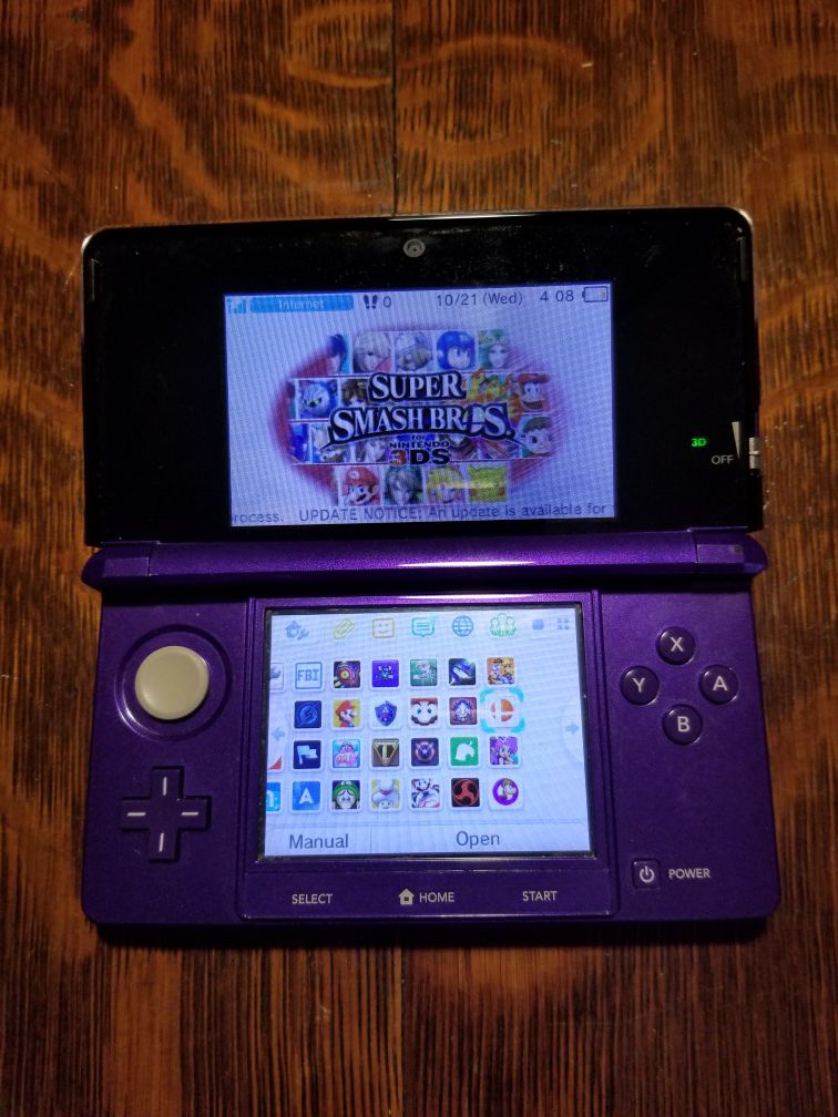 Nintendo 3DS Purple 30+Games/32GB/Charger