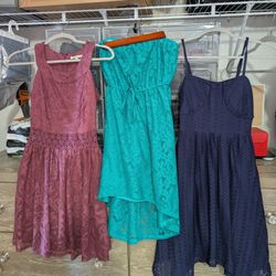 6 Dresses Ranging From XS-S Non Smoking Stain Free Good Condition 