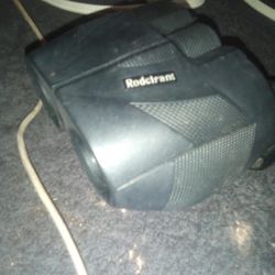 Binoculars 