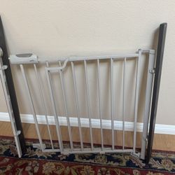 Baby/Pet Gate