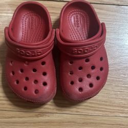 Boys Size 7c Crocs 