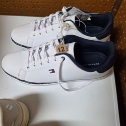 Mens shoes size 12
