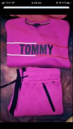 NEW! Tommy Hilfiger sweatsuit