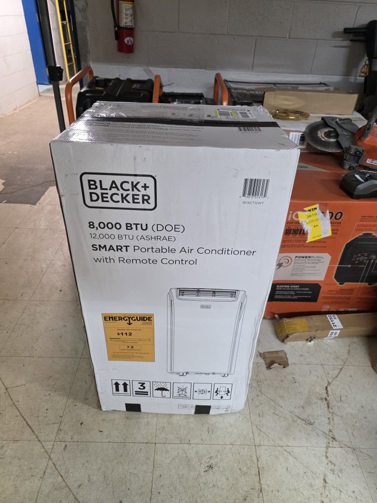BLACK+DECKER
8,000 BTU Portable Air Conditioner Cools 350 Sq. Ft. with Heater and Dehumidifier in White