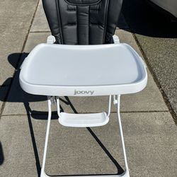 Joovy high Chair
