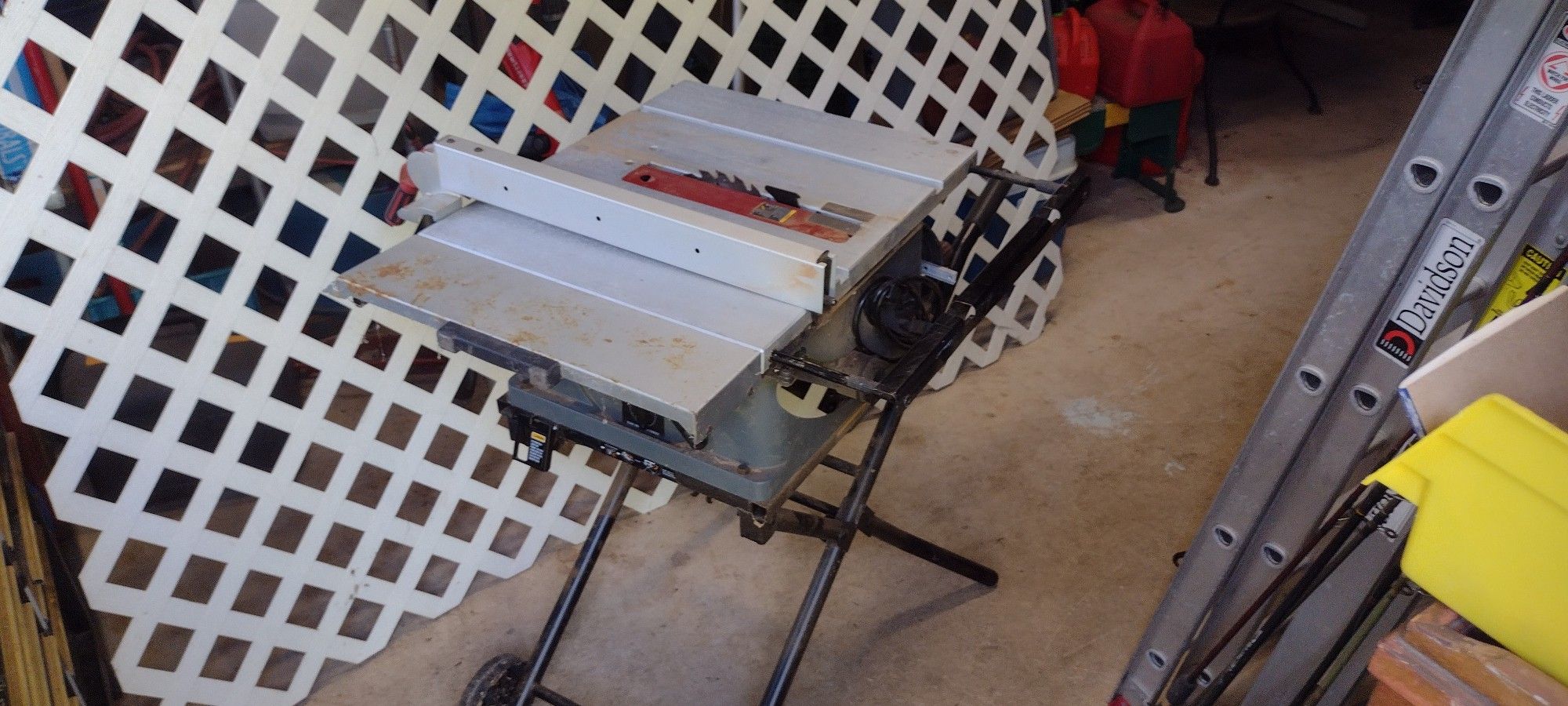 Portable Table Saw