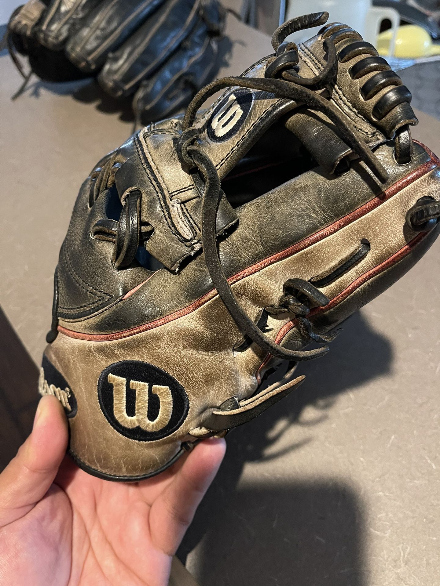Wilson A2K Right Hand Throw Baseball Glove Size 11.25