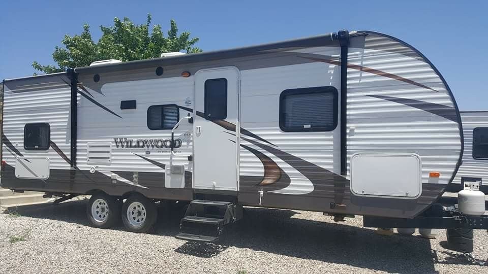 Stagecoach RV RENTAL delivery and setup included for Sale in Indio, CA